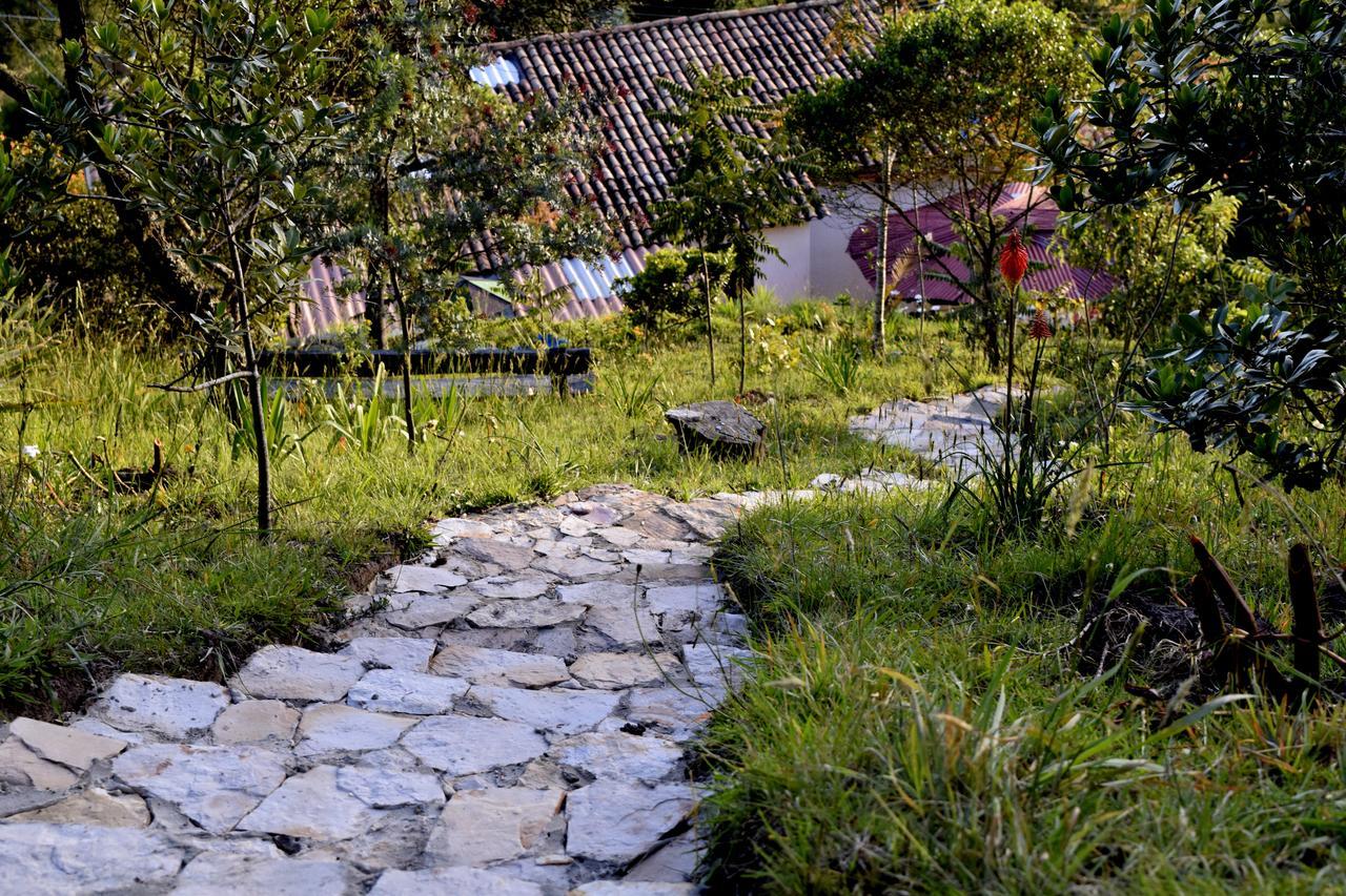 El Pedregal Sopo Bed & Breakfast Exterior photo